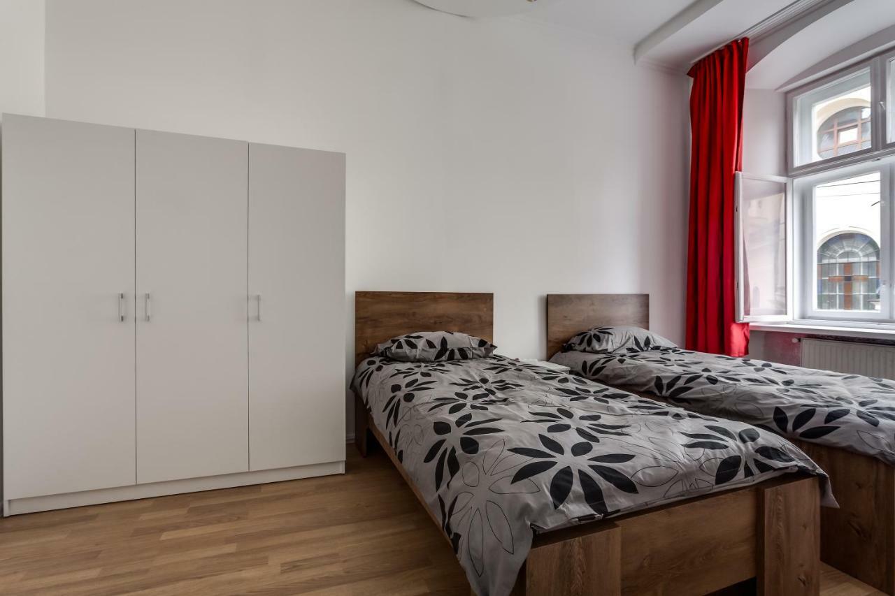 Modern Apartment In Lviv Historic Centre Esterno foto