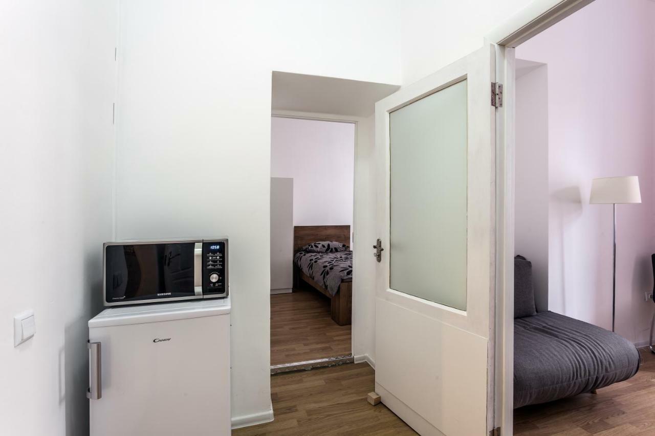 Modern Apartment In Lviv Historic Centre Esterno foto