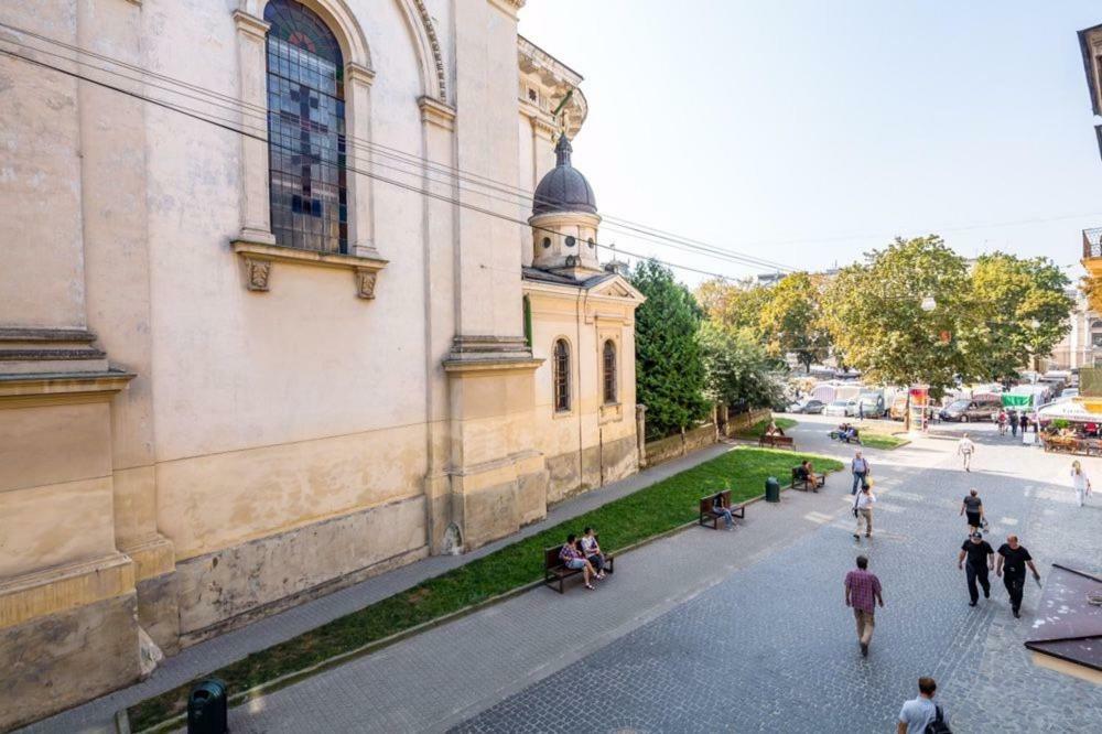 Modern Apartment In Lviv Historic Centre Esterno foto